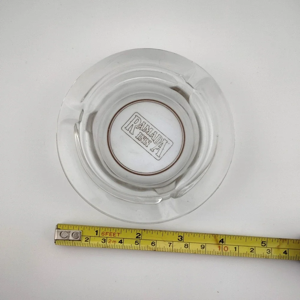 Vintage Collectible RAMADA INN 3 Slot Circle Cigarette‎ Ashtray - 4.25